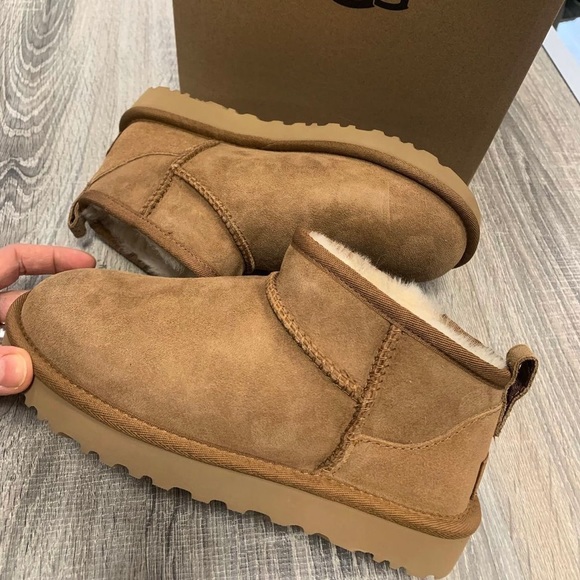 NWT UGG ULTRA MINI CLASSIC BOOTS Shoes - Picture 14 of 15